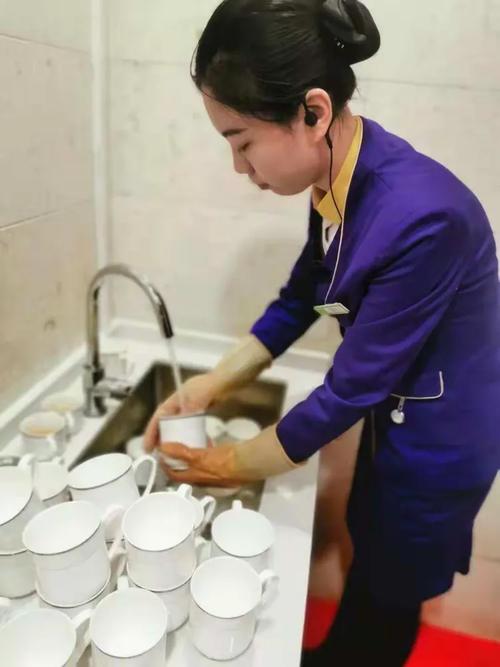 业精于勤 以匠人之心，铸会务服务之魂