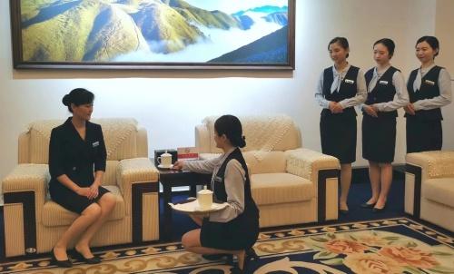 精研会务强本领 优化服务展风采——市机关事务管理中心组织开展会务服务人员业务培训